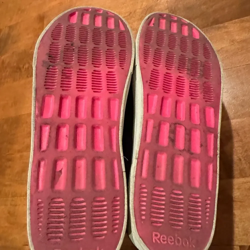 Woman’s rebook slip on shoes